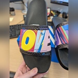 Adidas Adilette LGBTQ Pride Slides/Sandals "Love Unites" GX6389 Men's‎ Size 11